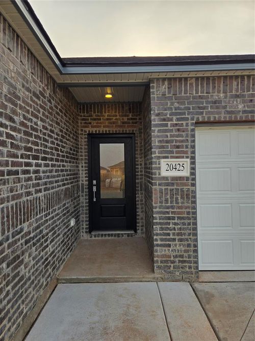 20425 Mule Deer Drive, Edmond, OK, 73012 | Card Image