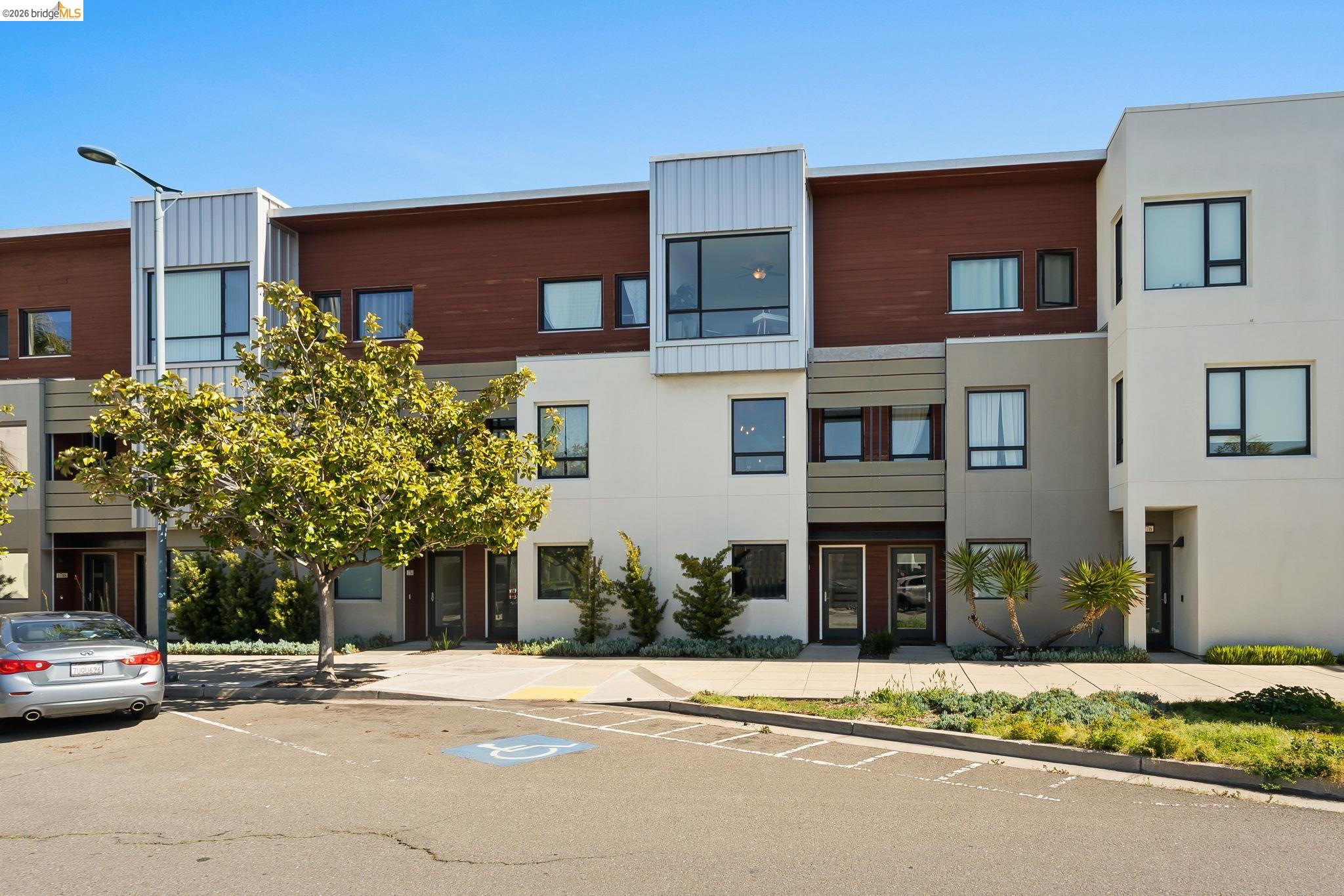 Residential in Oakland