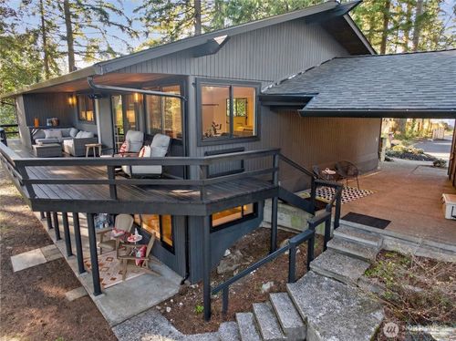22016 Vine Rd, Brier, WA, 98036-9024 | Card Image