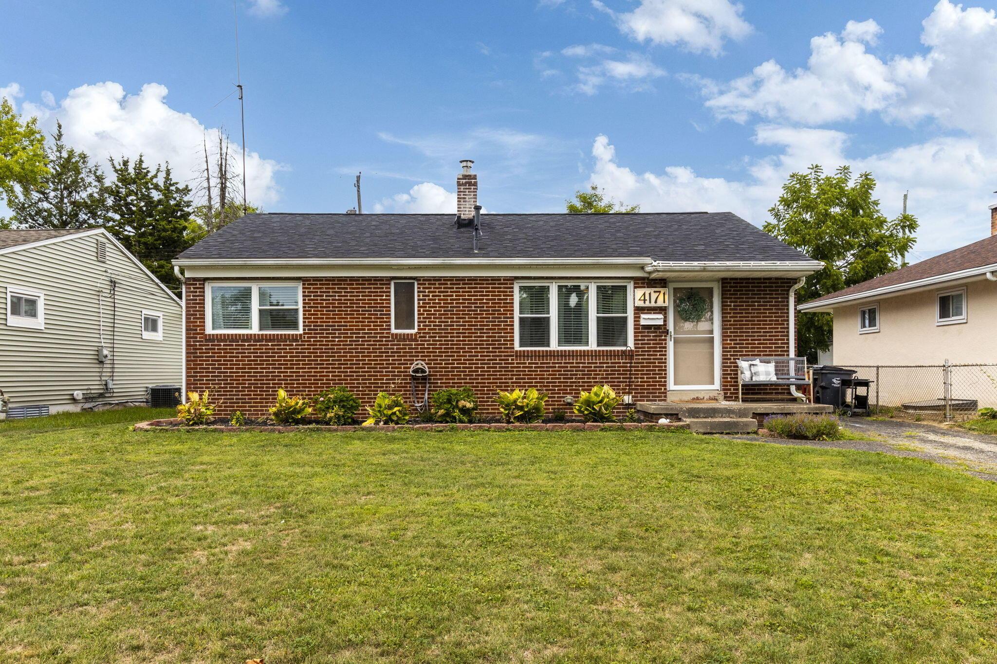 Ashgrove Dr, Grove City, OH 43123