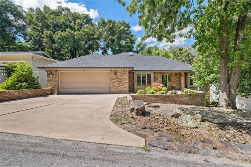 25 Everleigh Dr, Bella Vista, AR, 72715-8411 | Card Image