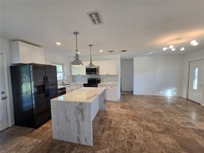 Kitchen Living Room | Image 3