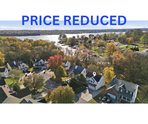 160 Waters Edge Ln, Hendersonville, TN, 37075-5081 | Card Image