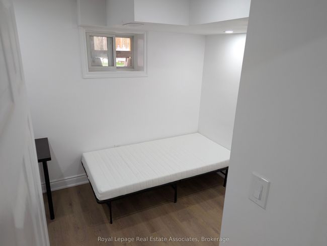 BASEMENT - 4 Lansing Sq, House attached with 2 bedrooms, 1 bathrooms and 1 parking in Brampton ON | Image 9
