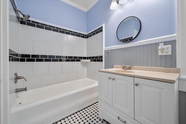 1301 W 2 Nd Ave, House other with 5 bedrooms, 2 bathrooms and null parking in Corsicana TX | Image 20