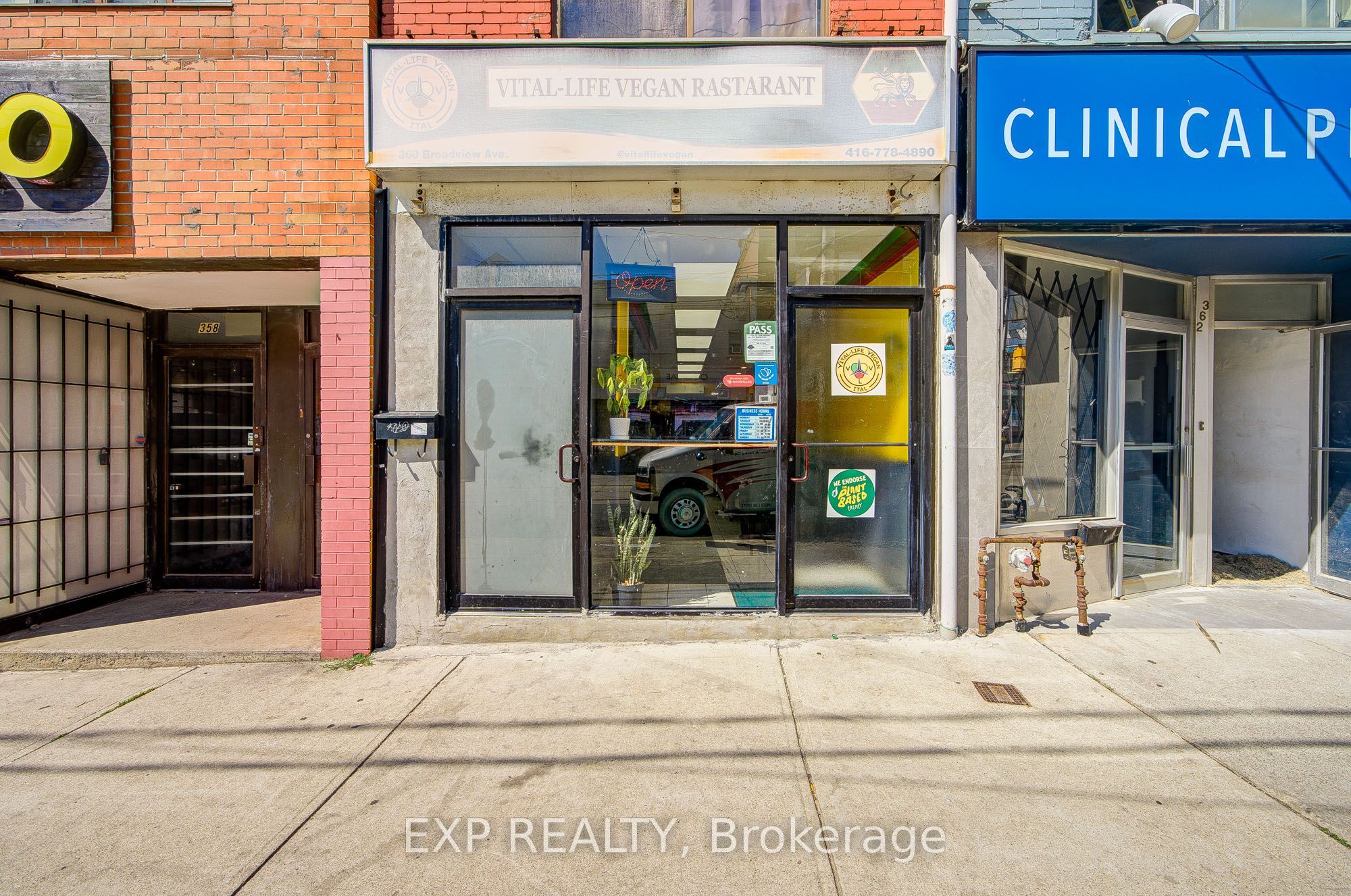 Commercial Sale in Toronto E01 4
