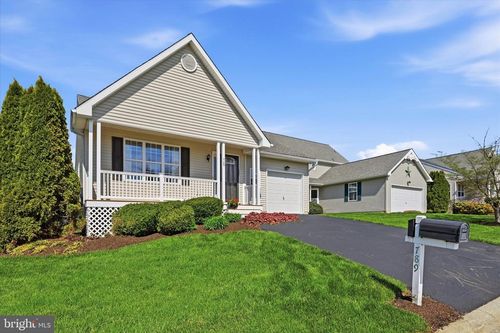 789 W Glenview Dr, WEST GROVE, PA, 19390-2108 | Card Image
