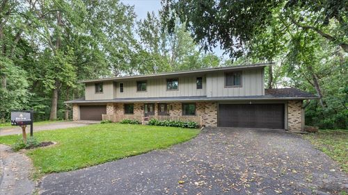 5345 Wedgewood Dr, Excelsior, MN, 55331-8414 | Card Image