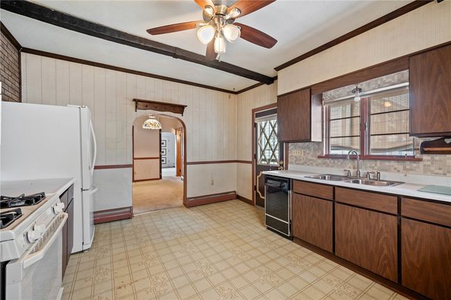4614 Carroll St, House other with 2 bedrooms, 1 bathrooms and null parking in Bloomfield PA | Image 15