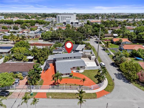 8241 Sw 12th Ter, Miami, FL, 33144-4343 | Card Image