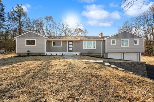 27 Tuttle Ct, Bethany, CT, 06524-3027 | Card Image