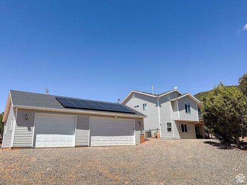 425 E Mule Deer Rd, Central, UT, 84722-3147 | Card Image