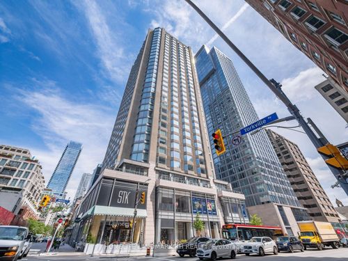 2315-155 Yorkville Ave, Toronto, ON, M5R0B4 | Card Image