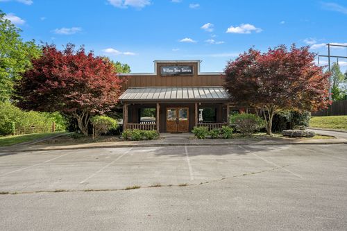 7080 Dale Ridge Rd, Lancaster, TN, 38569-5221 | Card Image