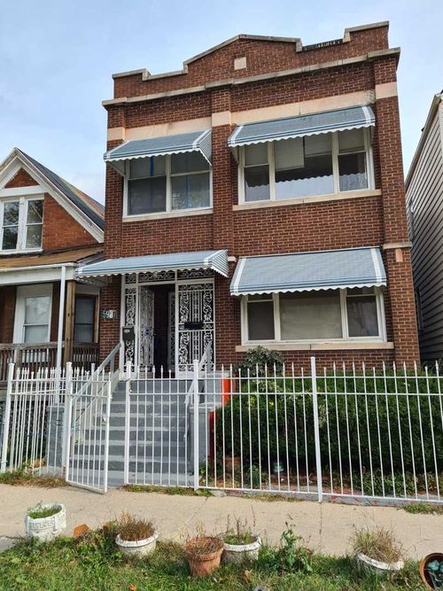 1-5947 S Justine Street, Chicago, IL, 60636 | Card Image