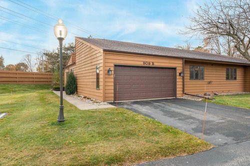 b-909 E Windfield Place, APPLETON, WI, 54911 | Card Image