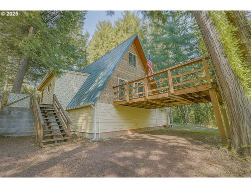 48395 High Leah Dr, Oakridge, OR, 97463-9611 | Card Image