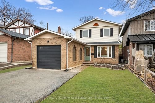 2451 Malcolm Cres, Burlington, ON, L7P3Y7 | Card Image