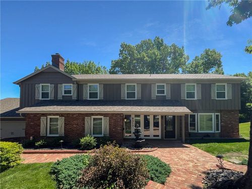 6317 Sherwood Ln, Merriam, KS, 66203-3633 | Card Image