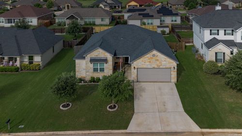 133 Grand Vw, Floresville, TX, 78114-6690 | Card Image