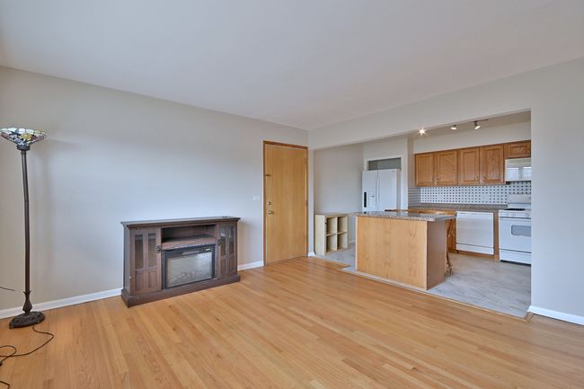 APT-10 - 7321 W Fullerton Ave, Condo with 2 bedrooms, 1 bathrooms and 1 parking in Elmwood Park IL | Image 5