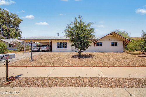 6241 E 34th Street, Tucson, AZ, 85711 | Card Image