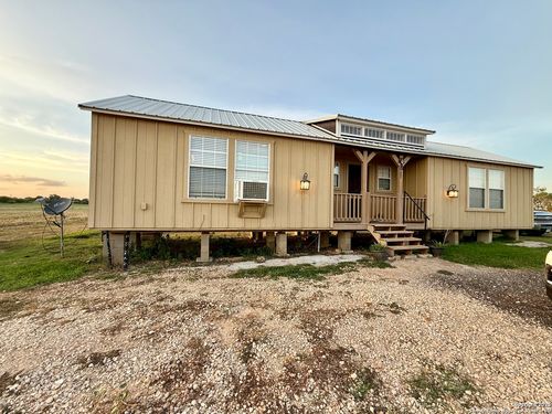 261 Dairy Rd, Pleasanton, TX, 78064-6584 | Card Image