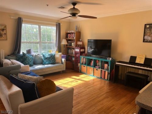 a15-80 Union St, Newark, NJ, 07105-6992 | Card Image