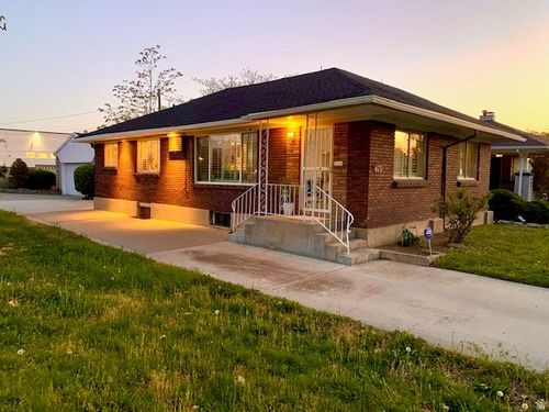 672 E Redondo Ave, Salt Lake City, UT, 84105-3029 | Card Image