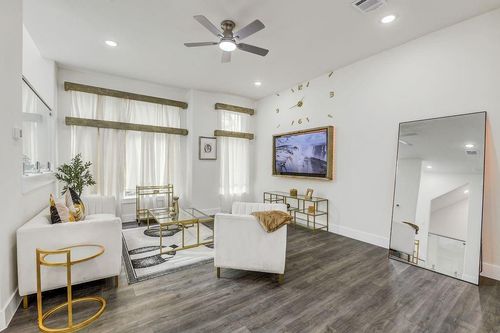 4013 Saint Augustine St, Houston, TX, 77021 | Card Image