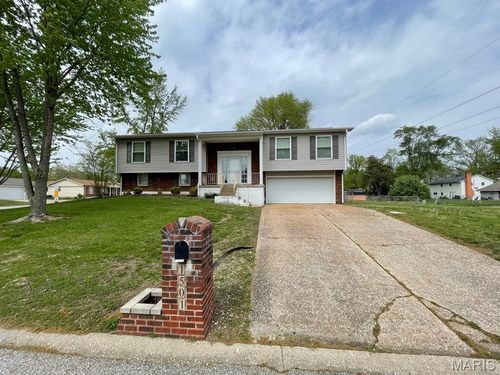 1501 Vicksburg Dr, Belleville, IL, 62221-5805 | Card Image