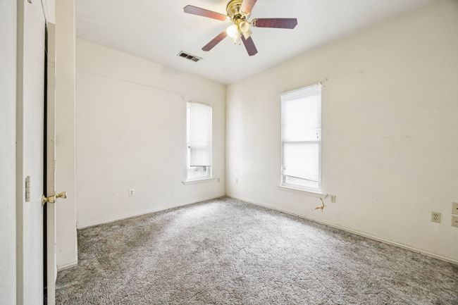 909 E High St, House other with 3 bedrooms, 1 bathrooms and null parking in Terrell TX | Image 13