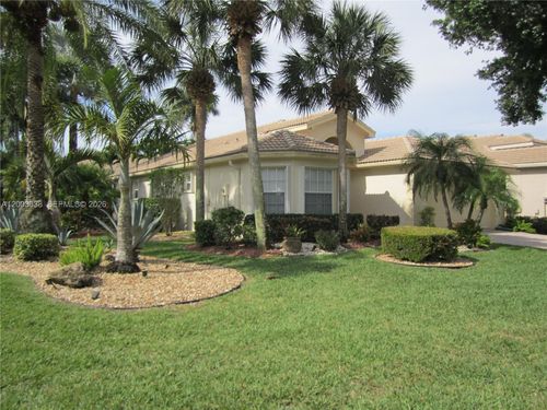9798 Casa Mar Dr, Lake Worth, FL, 33467 | Card Image