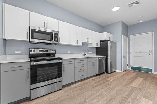 apt-306-30 Beacham St, Everett, MA, 02149-5540 | Card Image