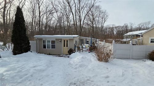 283 Palmer Ave, Warwick, RI, 02889-6442 | Card Image