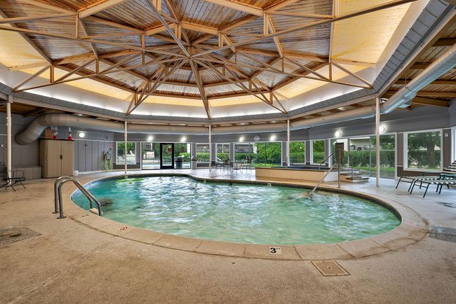 APT-409 - 10411 Cedar Lake Rd, Condo with 2 bedrooms, 2 bathrooms and null parking in Minnetonka MN | Image 34