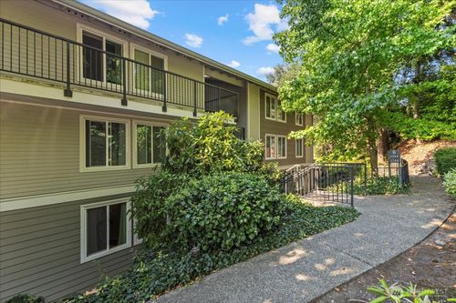 apt-1-3260 80th Ave Se, Mercer Island, WA, 98040-2943 | Card Image