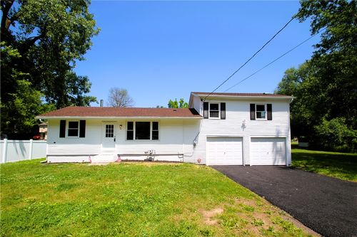 18 Spring St, Sodus, NY, 14551-1010 | Card Image