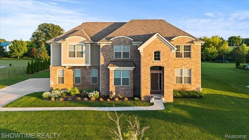 102 Oakland Crest Dr, Rochester, MI, 48306-3453 | Card Image