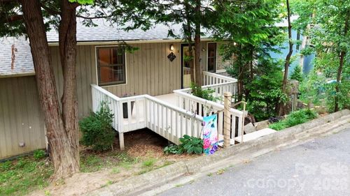 8-and-8b-127 Riverview Dr, Asheville, NC, 28806-4556 | Card Image