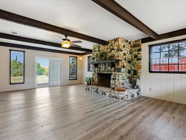 513 Bluebonnet Ln, House other with 3 bedrooms, 2 bathrooms and null parking in Red Oak TX | Image 7