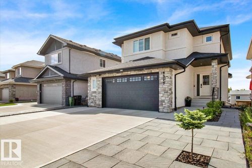 9327 181 Ave Nw, Edmonton, AB, T5Z0K2 | Card Image
