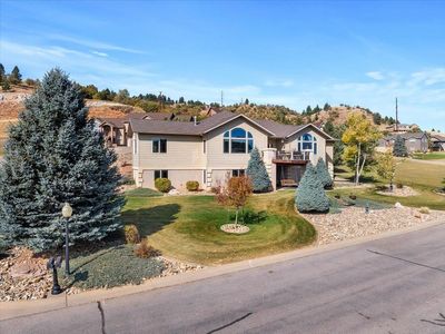 1932 Remuda Ln, House other with 5 bedrooms, 4 bathrooms and null parking in Spearfish SD | Image 3