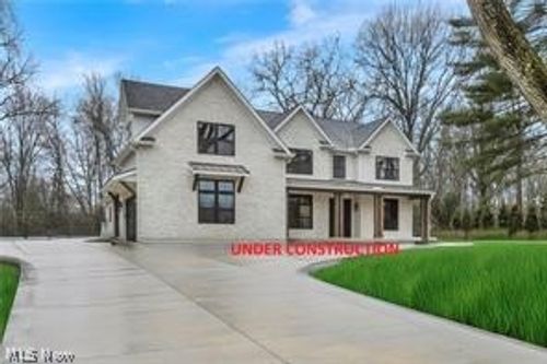 690 Club Dr W, Aurora, OH, 44202-6321 | Card Image