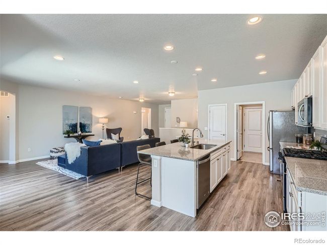 1927 High Plains Dr, House other with 3 bedrooms, 2 bathrooms and 2 parking in Longmont CO | Image 7