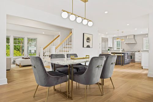 20 Center Dr, Old Greenwich, CT, 06870-1403 | Card Image