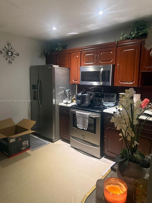 103-275 W 68th St, Hialeah, FL, 33014-5403 | Card Image