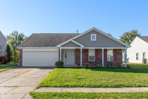 8113 Sydney Ln, Avon, IN, 46123-7683 | Card Image