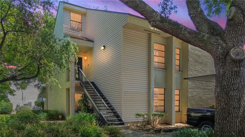 1921-7863 Niagara Ave, TAMPA, FL, 33617-8369 | Card Image