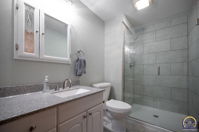 8231 Mike O Vince Rd, House other with 5 bedrooms, 4 bathrooms and null parking in Ozawkie KS | Image 48